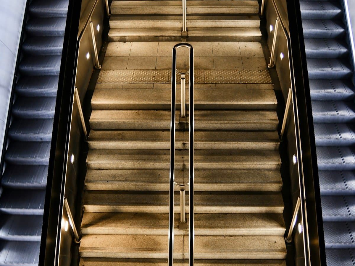 Staircase Legs